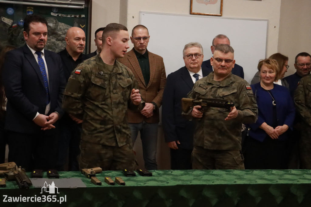 Fotorelacja: STRZELNICA W POWIECIE uroczyste otwarcie w Łazach.