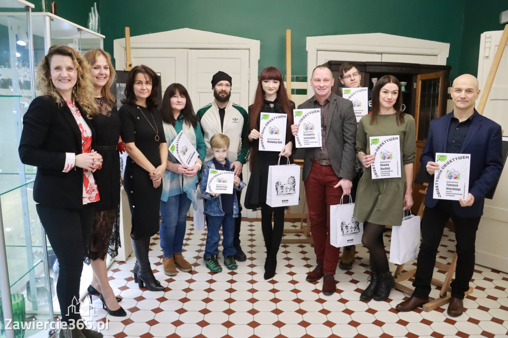 Fotorelacja: Recital KRYSZTAŁOWE SERCE w Galerii Stara Łaźnia w Zawierciu