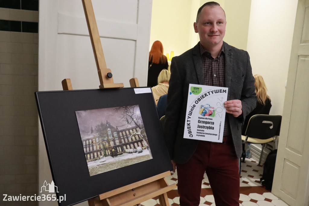 Fotorelacja: Recital KRYSZTAŁOWE SERCE w Galerii Stara Łaźnia w Zawierciu