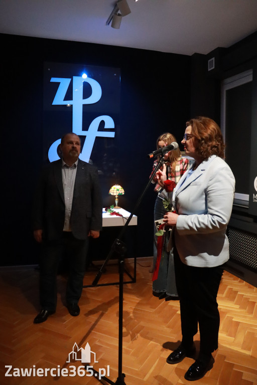 Fotorelacja: Wystawa malarstwa i rysunku PO PROSTU JA w Zawierciu