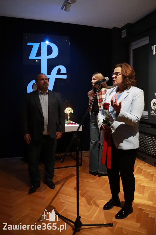 Fotorelacja: Wystawa malarstwa i rysunku PO PROSTU JA w Zawierciu
