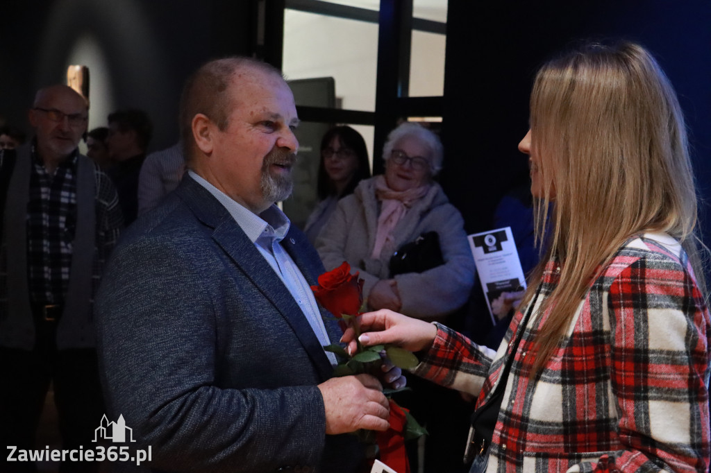 Fotorelacja: Wystawa malarstwa i rysunku PO PROSTU JA w Zawierciu