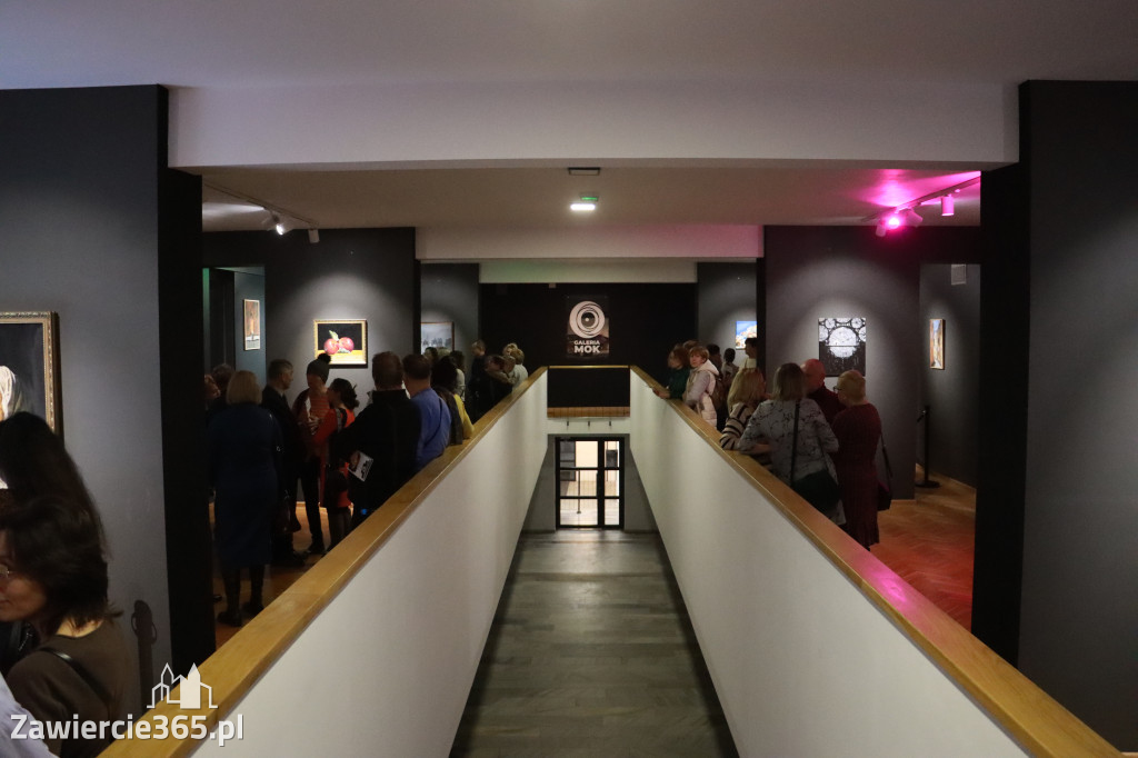 Fotorelacja: Wystawa malarstwa i rysunku PO PROSTU JA w Zawierciu