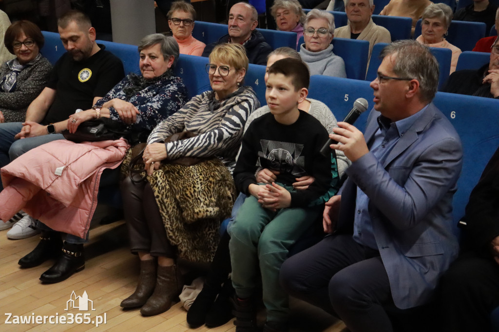 Fotorelacja: Spotkanie z historią w tle – Zawierciańskie Cegielnie