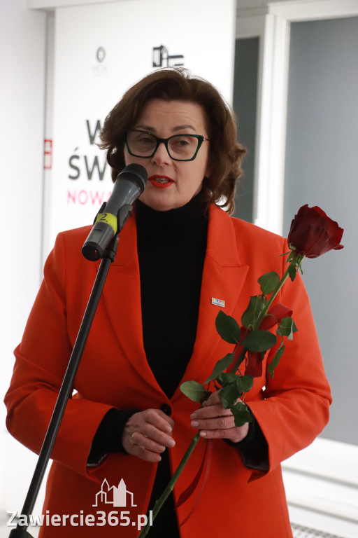 Fotorelacja: Wojna Światów NOWA NADZIEJA Jolanta Kuśmierska - wernisaż w Zawierciu