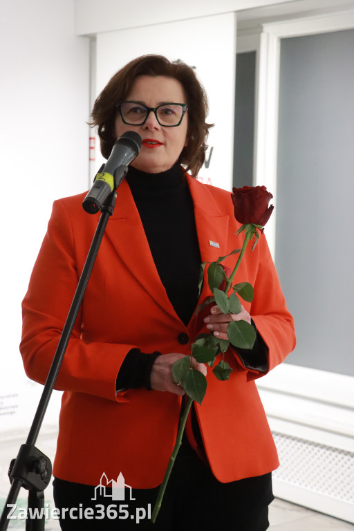 Fotorelacja: Wojna Światów NOWA NADZIEJA Jolanta Kuśmierska - wernisaż w Zawierciu
