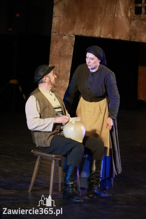 Fotorelacja: Musical SKRZYPEK NA DACHU w MOK Zawiercie