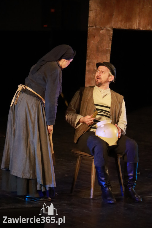 Fotorelacja: Musical SKRZYPEK NA DACHU w MOK Zawiercie