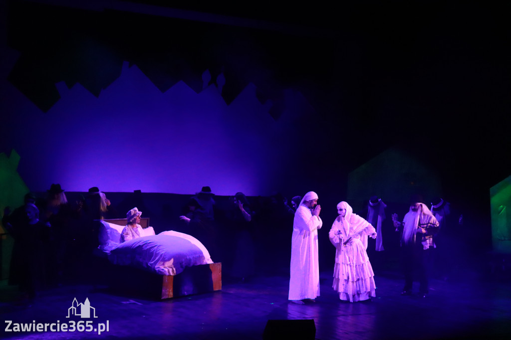 Fotorelacja: Musical SKRZYPEK NA DACHU w MOK Zawiercie