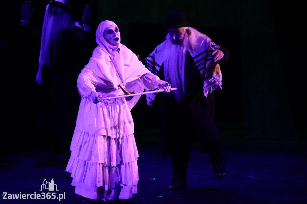 Fotorelacja: Musical SKRZYPEK NA DACHU w MOK Zawiercie