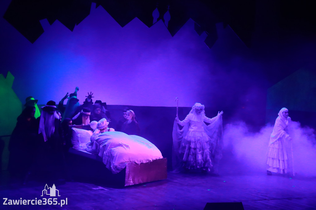 Fotorelacja: Musical SKRZYPEK NA DACHU w MOK Zawiercie