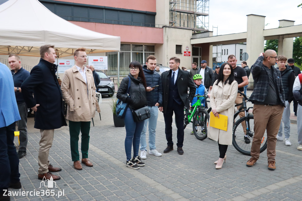 Fotorelacja: Spotkanie otwarte w Zawierciu z Szymonem Hołownia