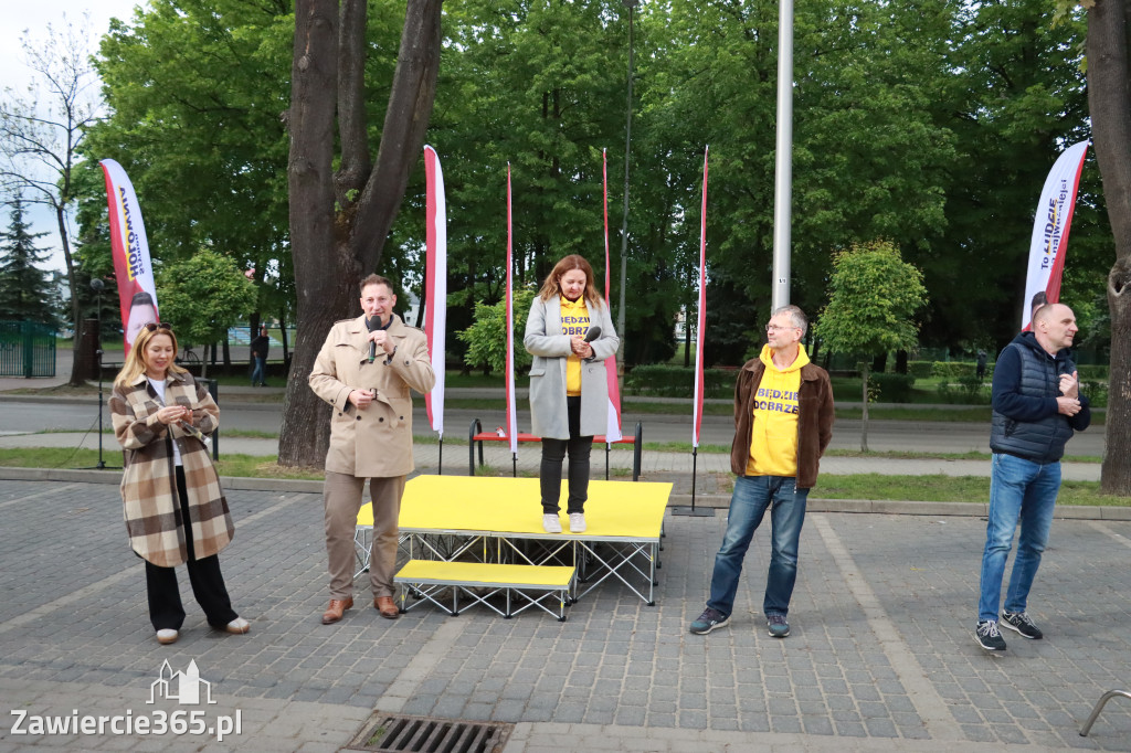 Fotorelacja: Spotkanie otwarte w Zawierciu z Szymonem Hołownia
