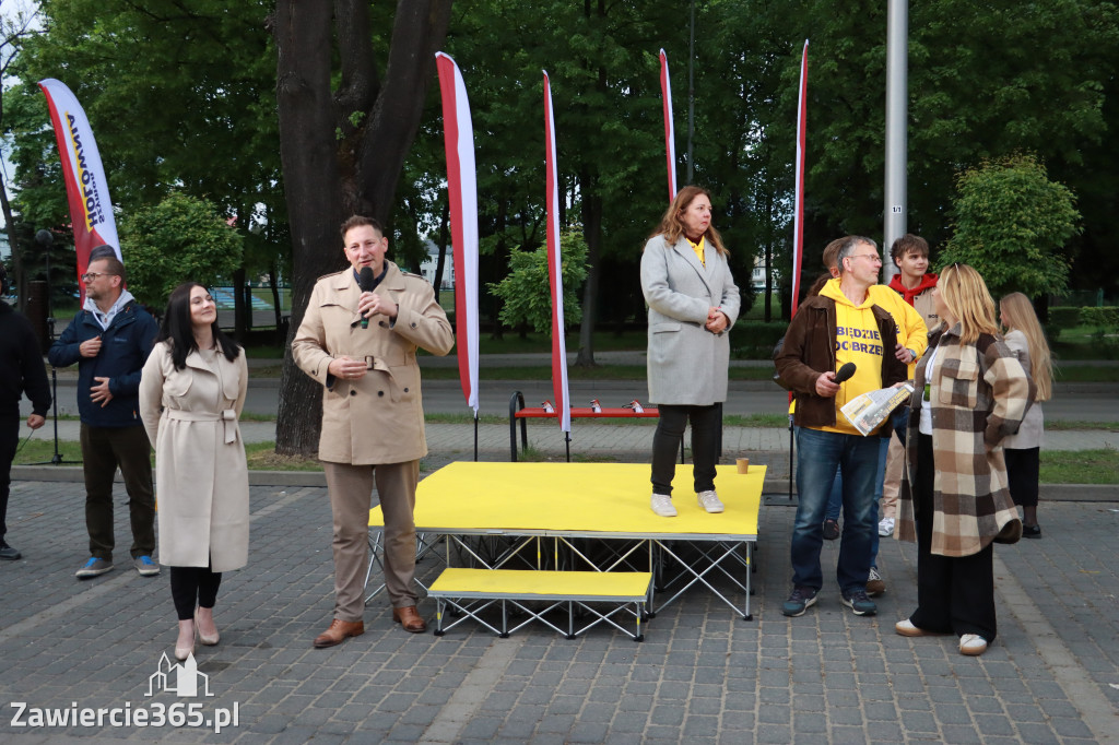 Fotorelacja: Spotkanie otwarte w Zawierciu z Szymonem Hołownia