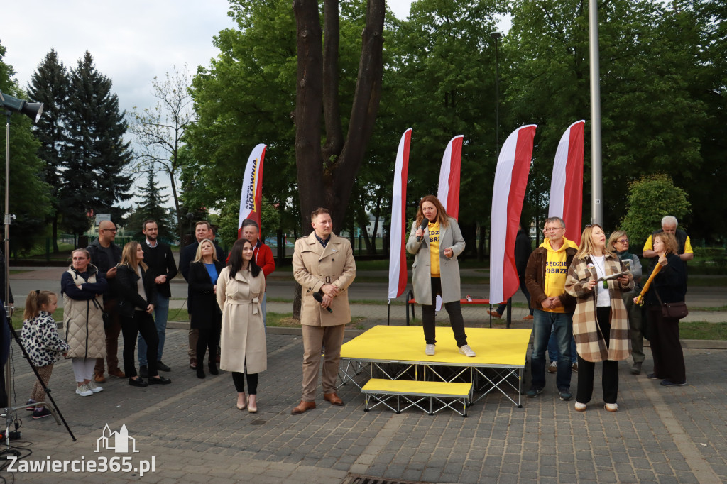 Fotorelacja: Spotkanie otwarte w Zawierciu z Szymonem Hołownia