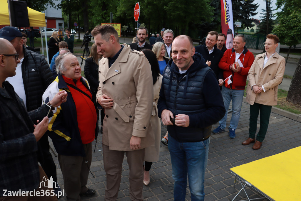 Fotorelacja: Spotkanie otwarte w Zawierciu z Szymonem Hołownia