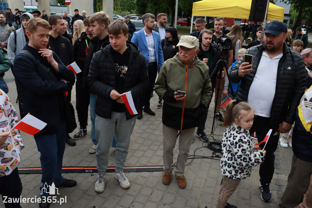 Fotorelacja: Spotkanie otwarte w Zawierciu z Szymonem Hołownia