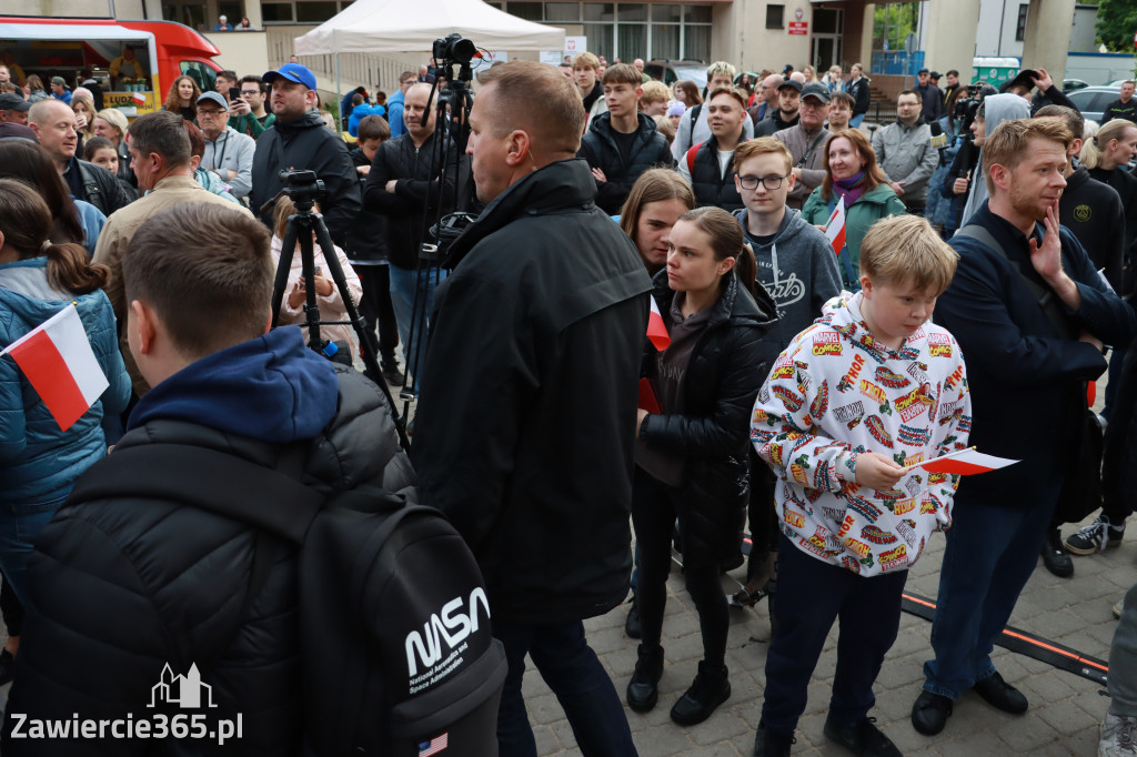 Fotorelacja: Spotkanie otwarte w Zawierciu z Szymonem Hołownia