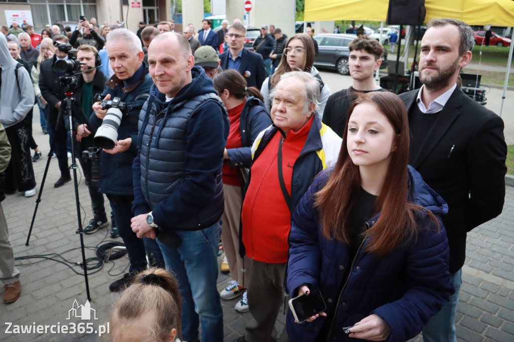 Fotorelacja: Spotkanie otwarte w Zawierciu z Szymonem Hołownia