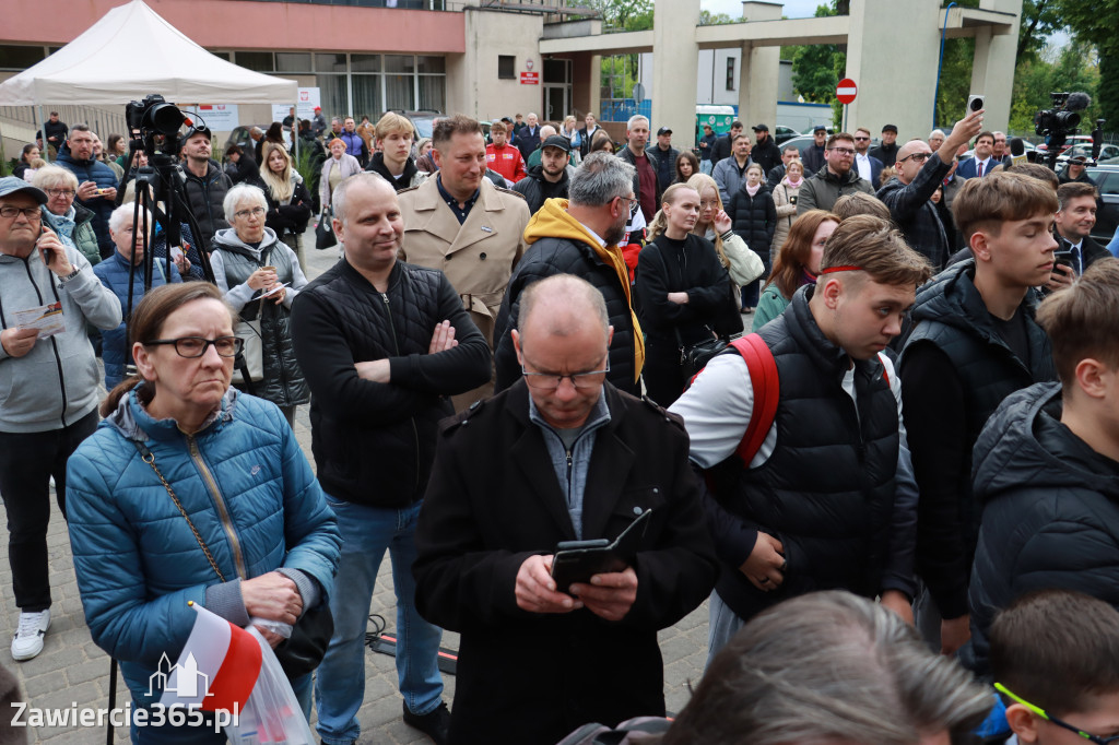 Fotorelacja: Spotkanie otwarte w Zawierciu z Szymonem Hołownia