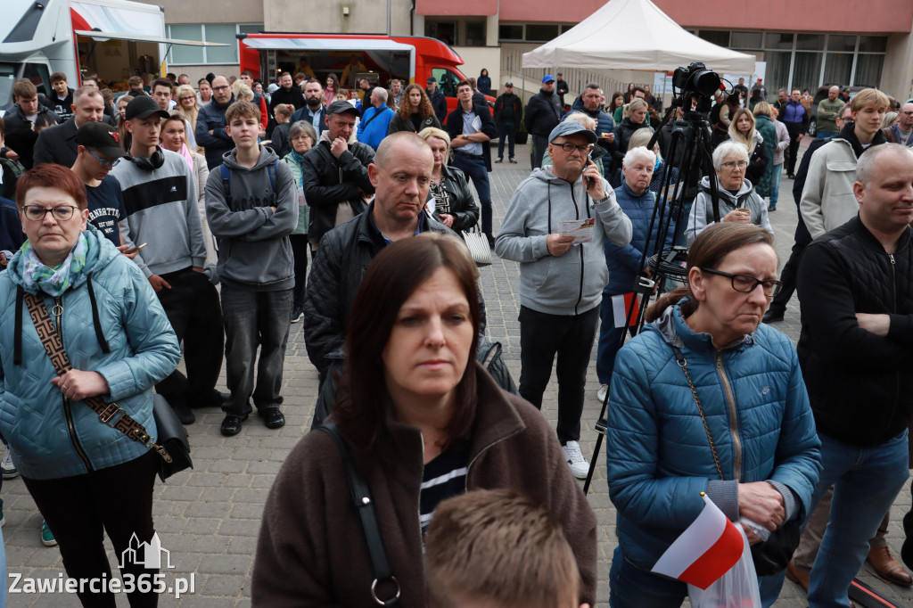 Fotorelacja: Spotkanie otwarte w Zawierciu z Szymonem Hołownia