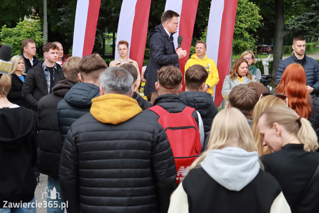 Fotorelacja: Spotkanie otwarte w Zawierciu z Szymonem Hołownia