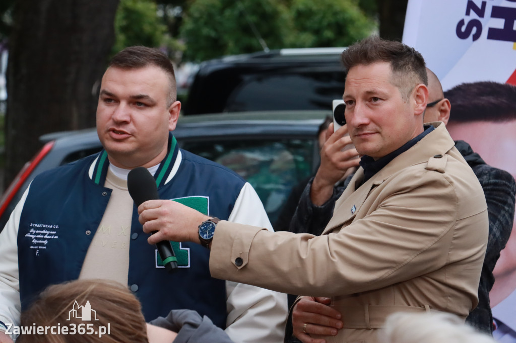 Fotorelacja: Spotkanie otwarte w Zawierciu z Szymonem Hołownia
