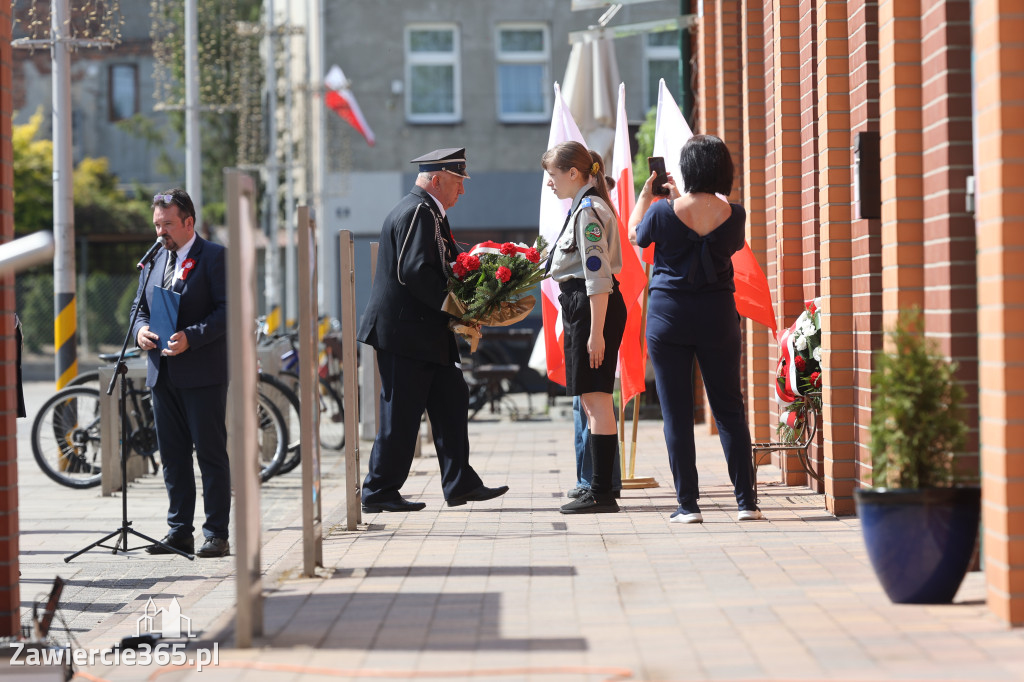 Fotorelacja: Obchody Święta Konstytucji i MOTO piknik w Łazach.