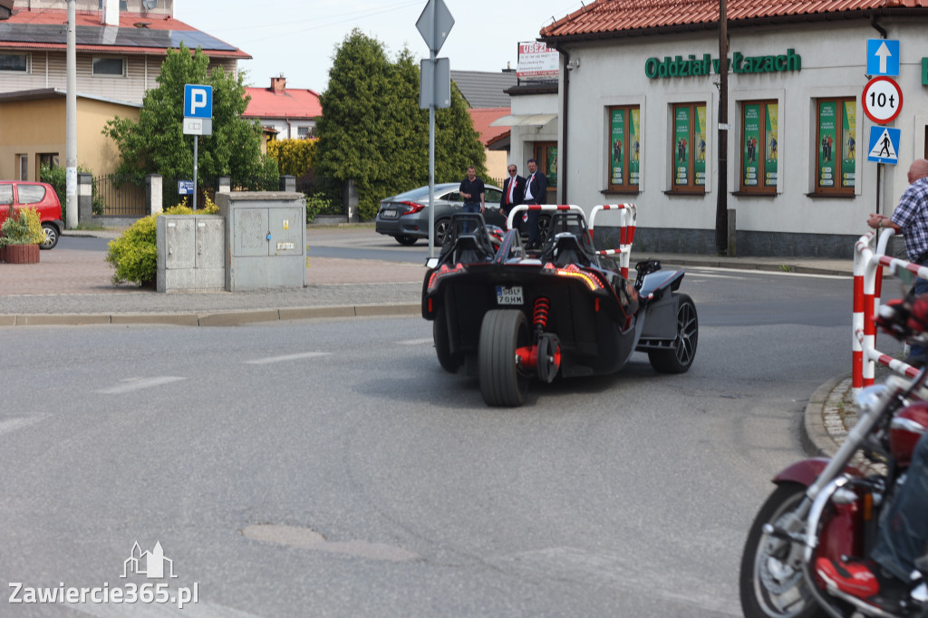 Fotorelacja: Obchody Święta Konstytucji i MOTO piknik w Łazach.