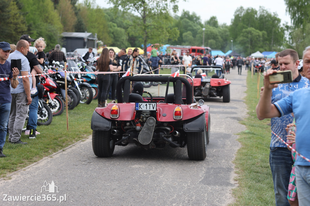 Fotorelacja: Obchody Święta Konstytucji i MOTO piknik w Łazach.