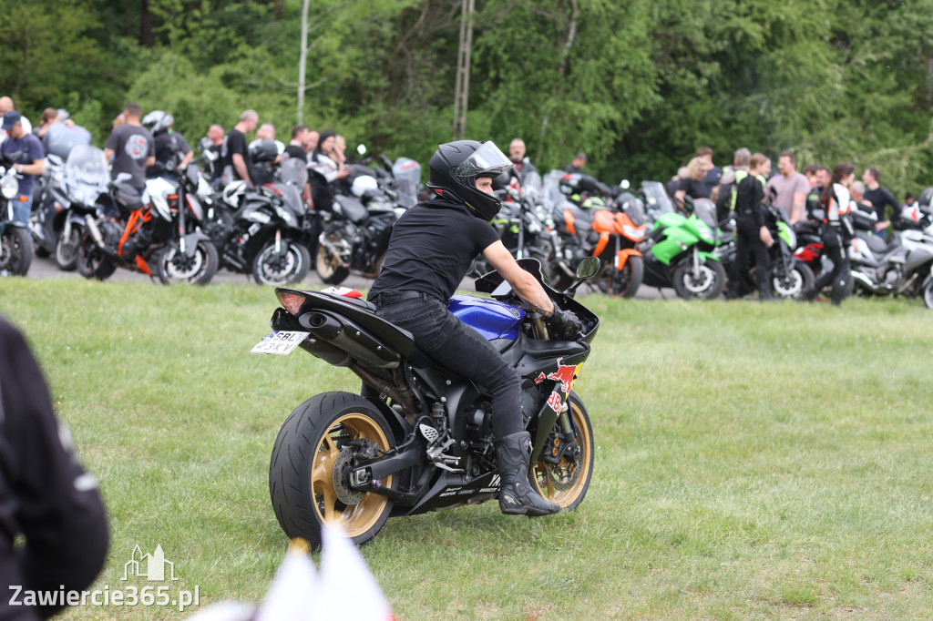 Fotorelacja: Obchody Święta Konstytucji i MOTO piknik w Łazach.