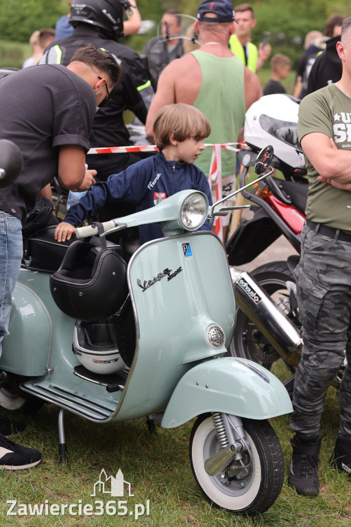 Fotorelacja: Obchody Święta Konstytucji i MOTO piknik w Łazach.