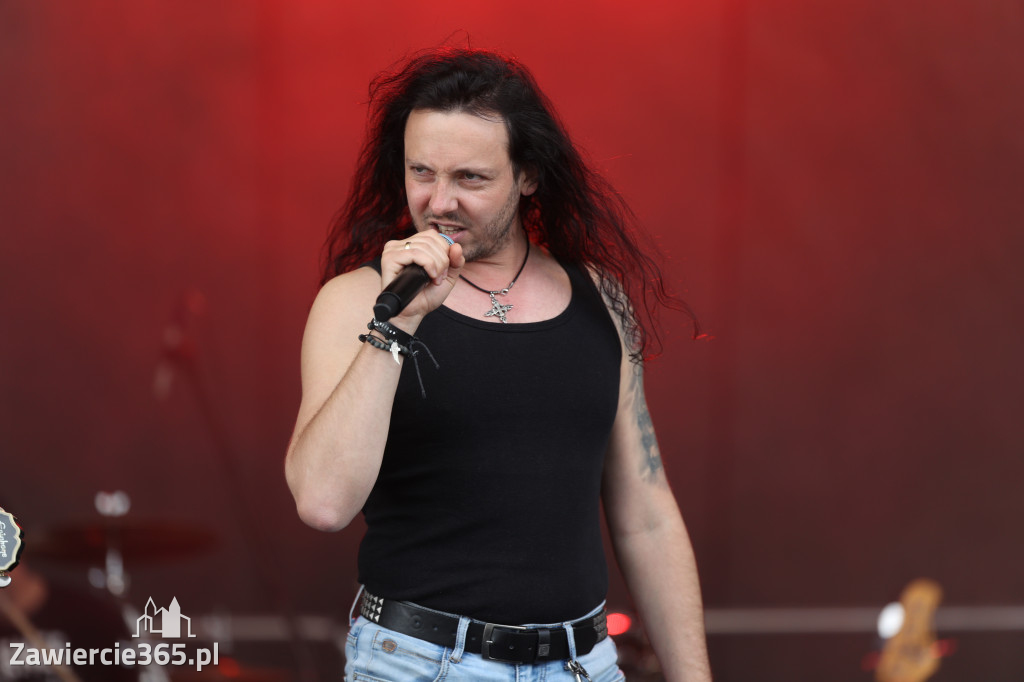 Fotorelacja: Obchody Święta Konstytucji i MOTO piknik w Łazach.