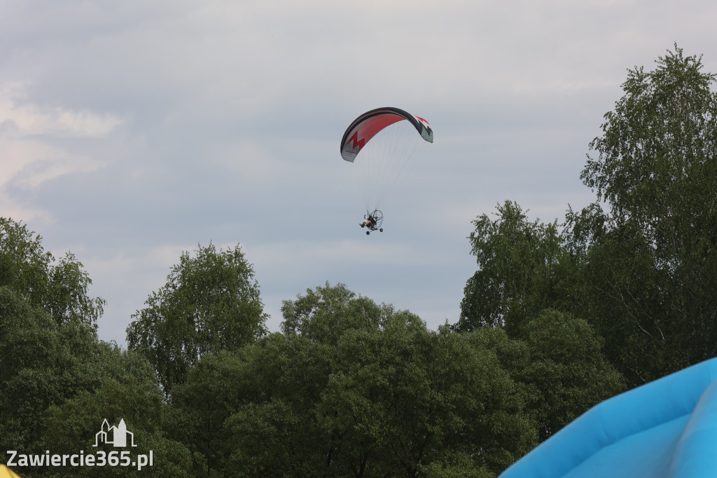 Fotorelacja: Obchody Święta Konstytucji i MOTO piknik w Łazach.