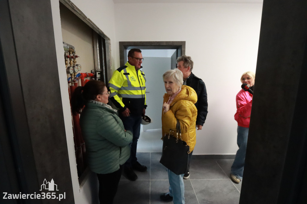 Fotorelacja: Dzień Otwarty w nowoczesnych blokach TBS w Łazach
