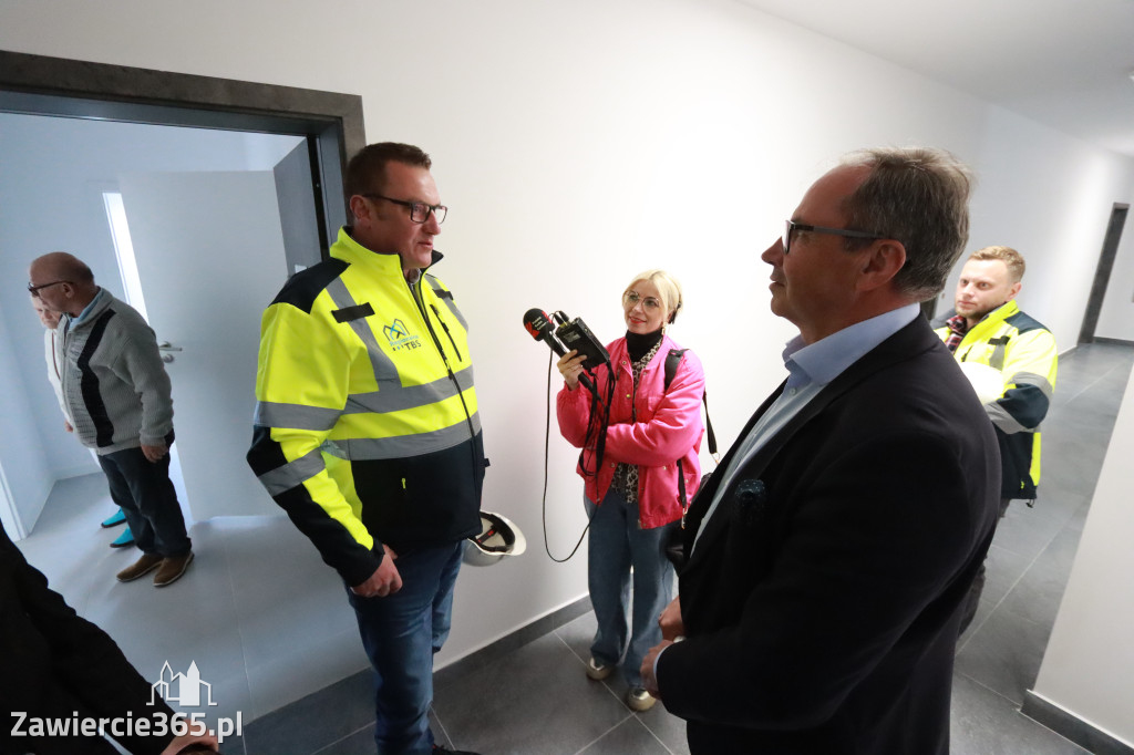 Fotorelacja: Dzień Otwarty w nowoczesnych blokach TBS w Łazach