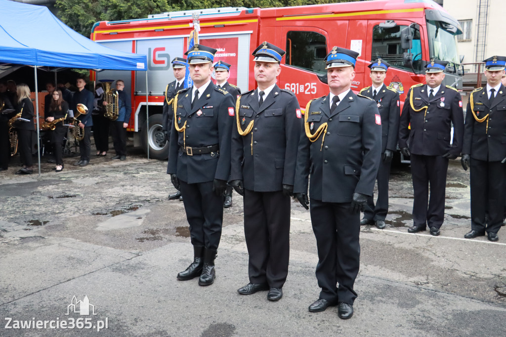 Fotorelacja: Powiatowe Obchody Dnia Strażaka 2025 w Zawierciu