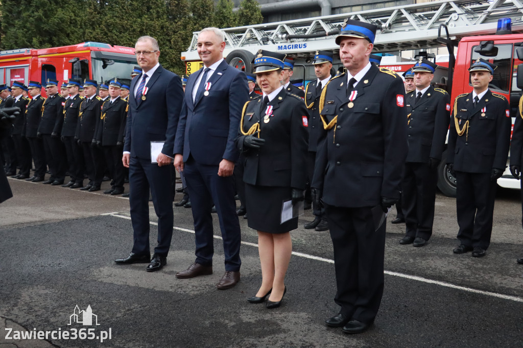 Fotorelacja: Powiatowe Obchody Dnia Strażaka 2025 w Zawierciu