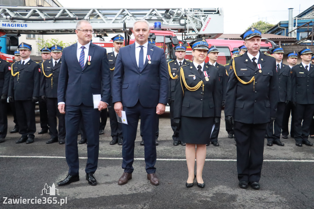 Fotorelacja: Powiatowe Obchody Dnia Strażaka 2025 w Zawierciu