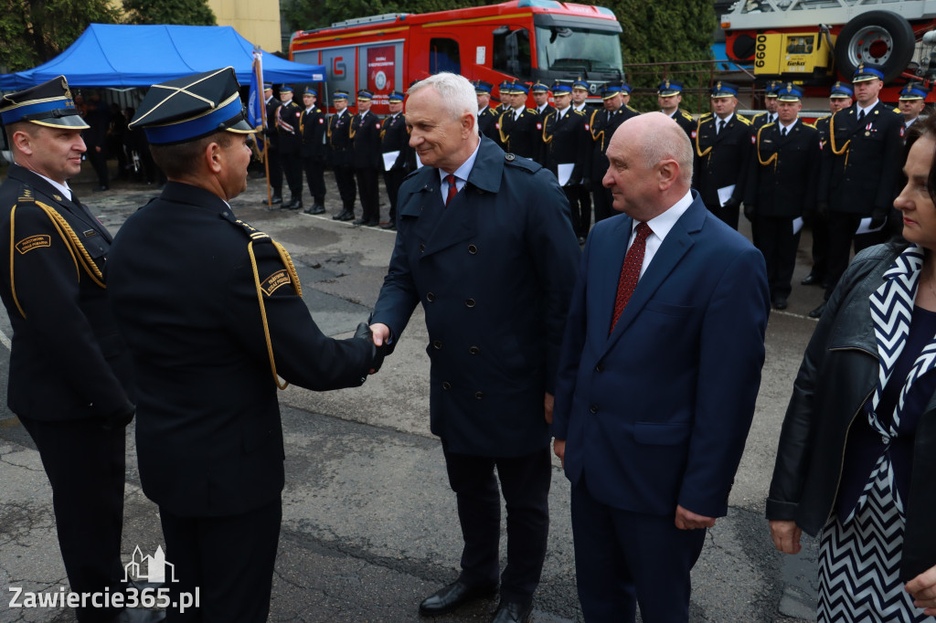 Fotorelacja: Powiatowe Obchody Dnia Strażaka 2025 w Zawierciu