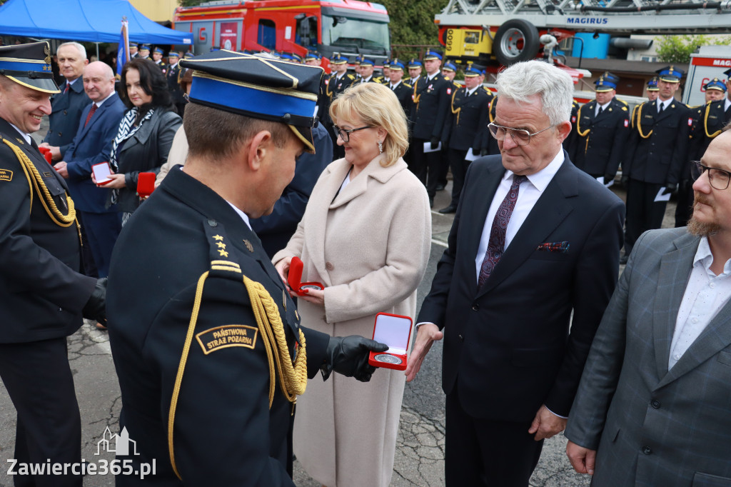 Fotorelacja: Powiatowe Obchody Dnia Strażaka 2025 w Zawierciu