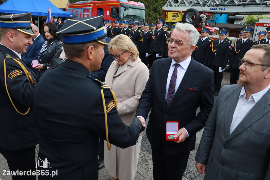 Fotorelacja: Powiatowe Obchody Dnia Strażaka 2025 w Zawierciu