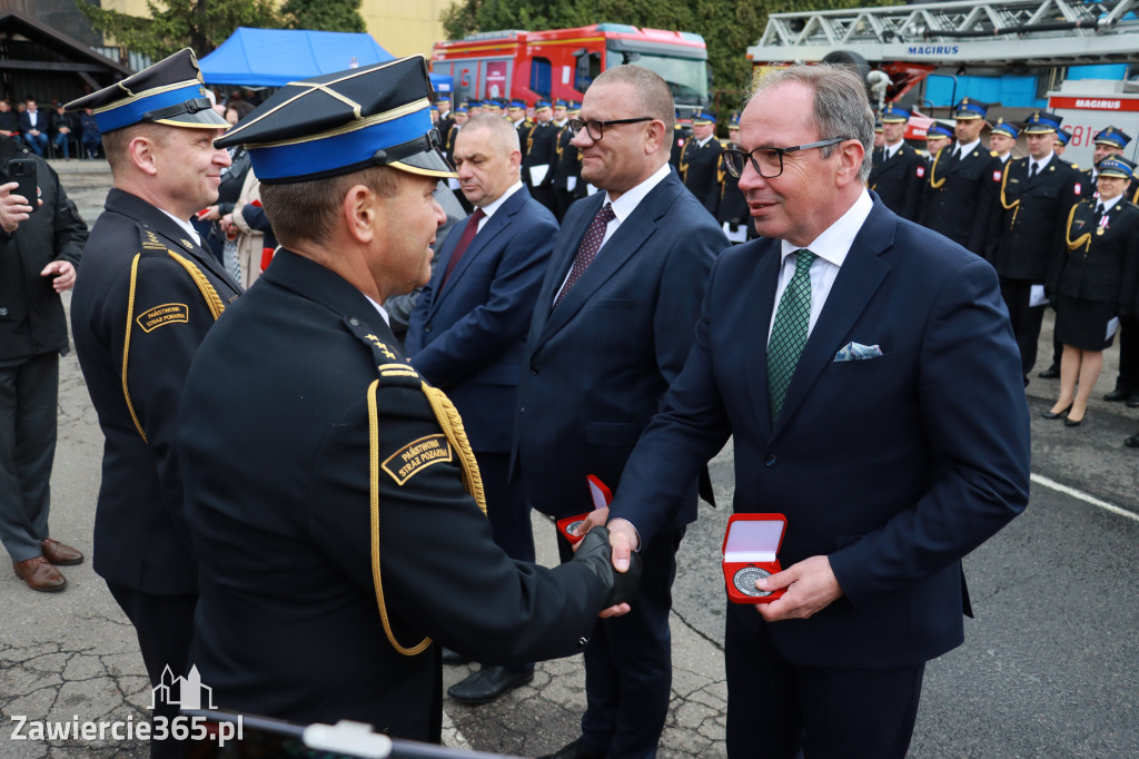 Fotorelacja: Powiatowe Obchody Dnia Strażaka 2025 w Zawierciu