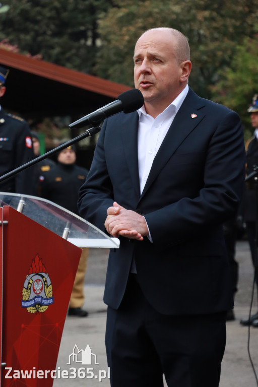 Fotorelacja: Powiatowe Obchody Dnia Strażaka 2025 w Zawierciu
