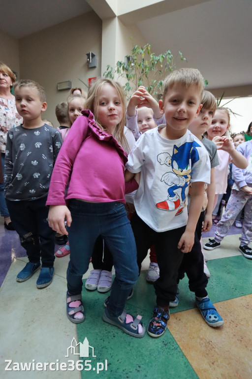 Fotorelacja: Magiczny Ogród Zmysłów w Przedszkolu nr 3 w Zawierciu