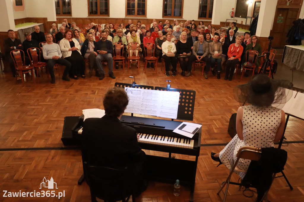 Fotorelacja: Zawierciański Dzień i Noc Muzeów w Pałacyku nad Wartą w Zawierciu