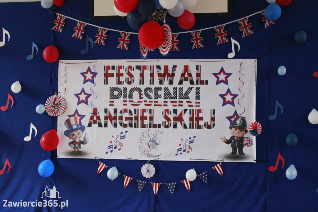 Fotorelacja: Festiwal Piosenki Angielskiej w Szkole Podstawowej nr 4 w Zawierciu