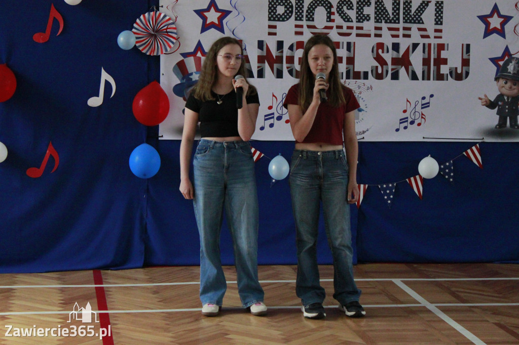 Fotorelacja: Festiwal Piosenki Angielskiej w Szkole Podstawowej nr 4 w Zawierciu