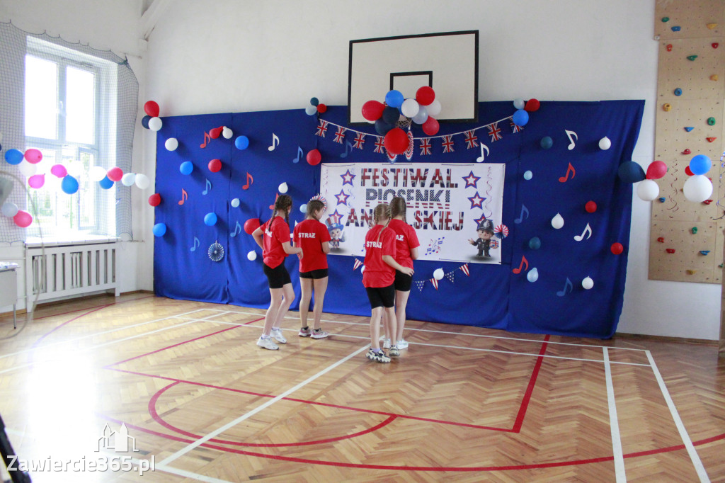 Fotorelacja: Festiwal Piosenki Angielskiej w Szkole Podstawowej nr 4 w Zawierciu