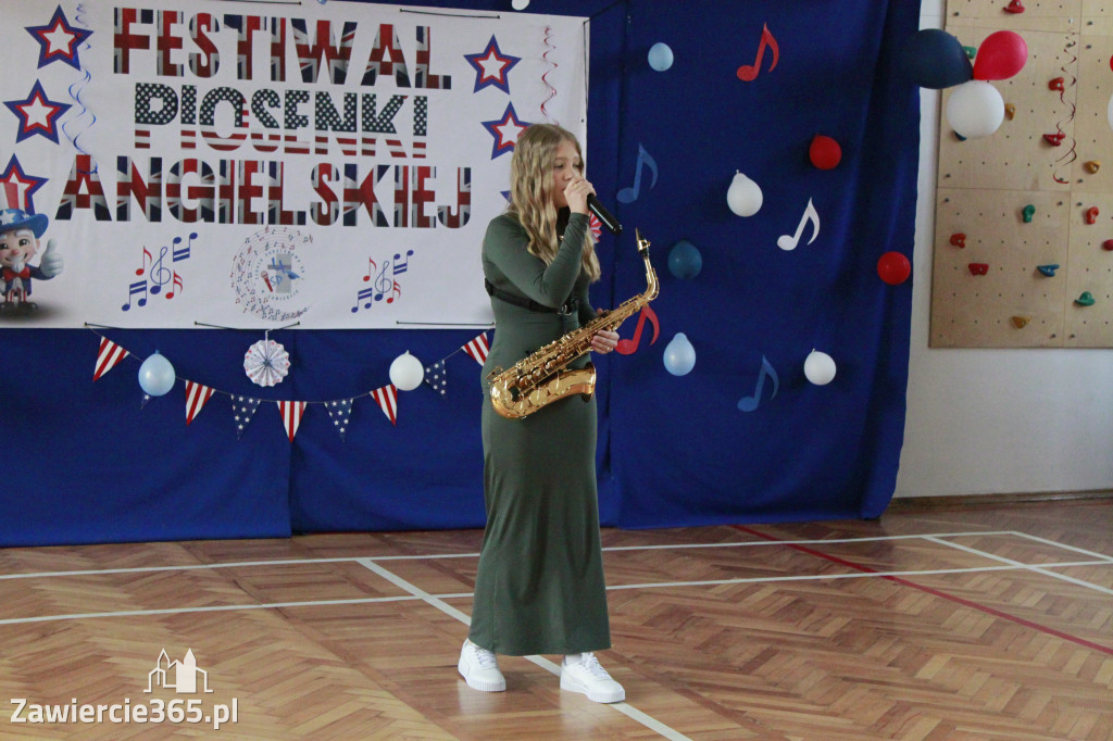 Fotorelacja: Festiwal Piosenki Angielskiej w Szkole Podstawowej nr 4 w Zawierciu